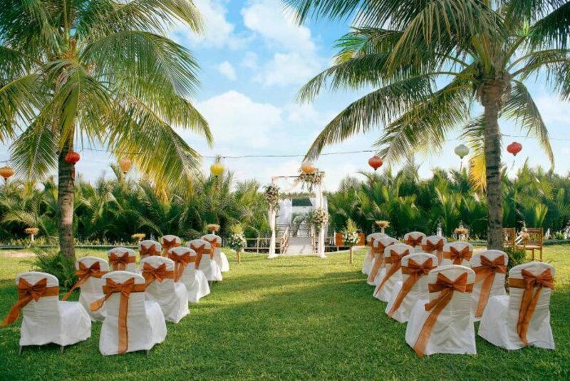Hoi An wedding party 
